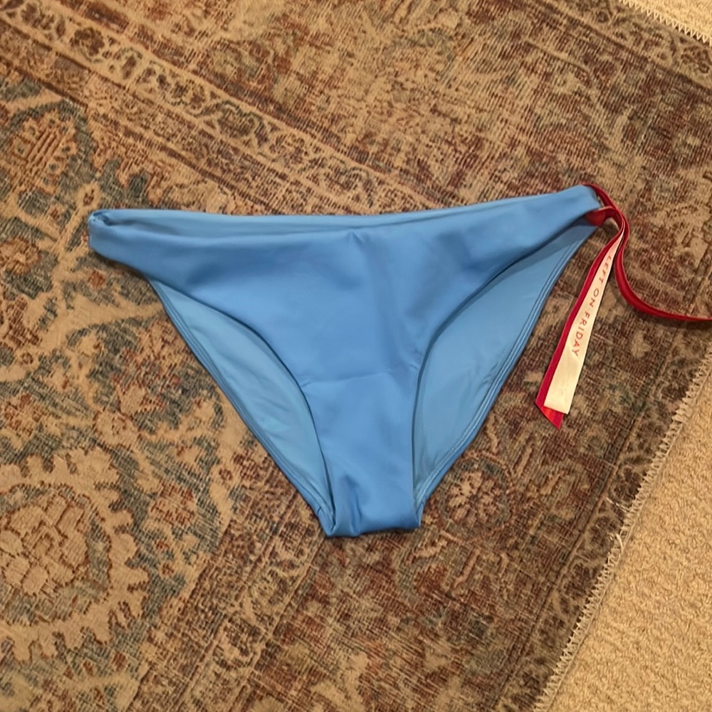 Left on Friday Wear to Bottom - Point Break